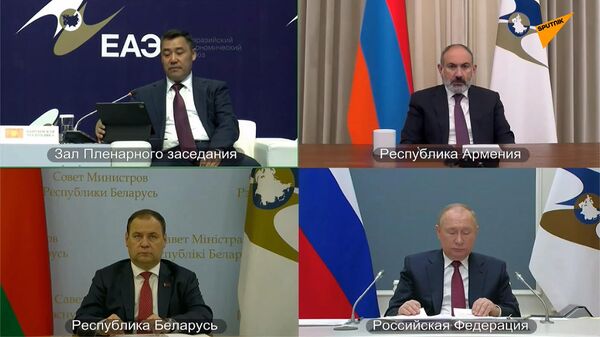 Пленарное заседание Евразийского форума с участием президентов — запись прямого эфира - Sputnik Кыргызстан