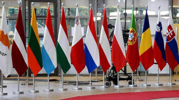 Флаги стран-участниц ЕС. Архивное фото - Sputnik Кыргызстан