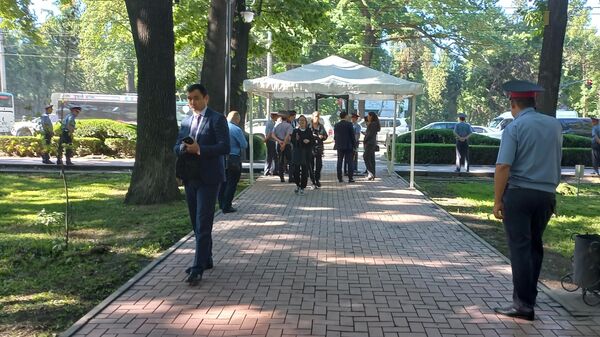 Ограничение движения в центре Бишкека - Sputnik Кыргызстан