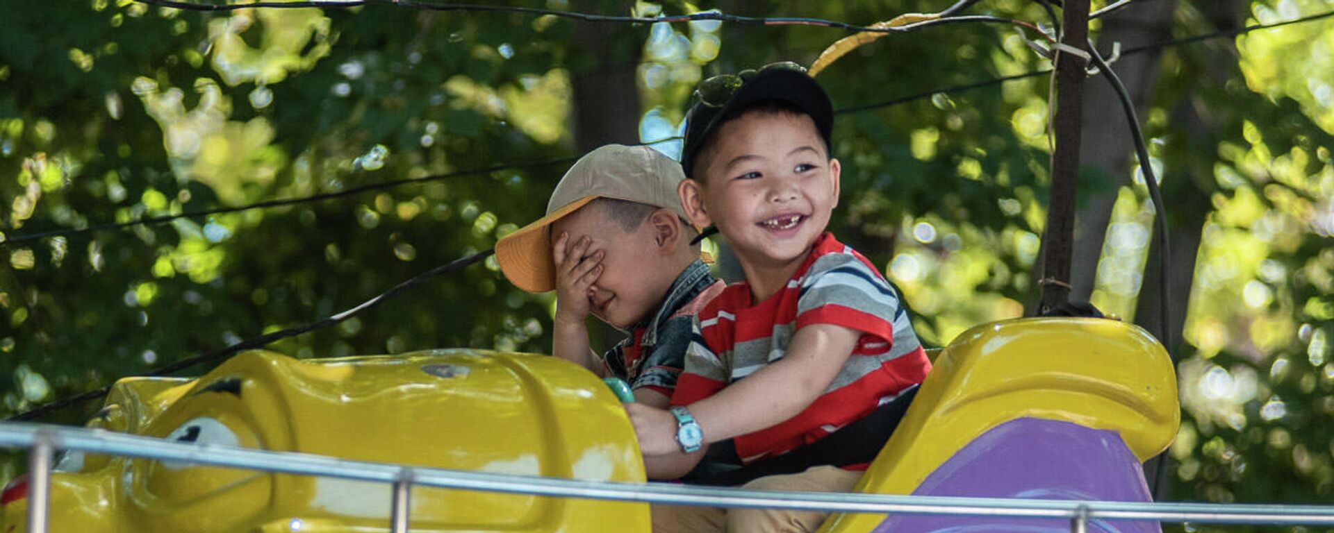 Фестиваль жана акысыз балмуздак. Бишкектеги балдар майрамынан 17 сүрөт - Sputnik Кыргызстан, 1920, 01.06.2022