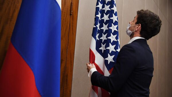 Флаги России и США. Архивное фото - Sputnik Кыргызстан
