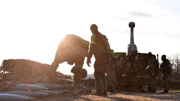 Луганск облусундагы позицияларда артиллеристтер. - Sputnik Кыргызстан