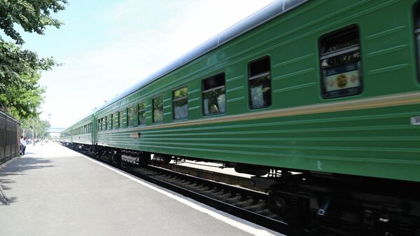 Бишкек темир жол вокзалындагы поезд. Архив - Sputnik Кыргызстан
