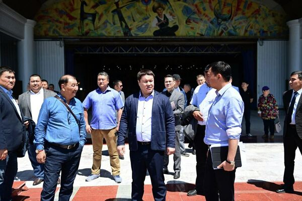 Түрк тилдүү өлкөлөрдүн Парламенттик ассамблеясынын (ТүркПА) XI пленардык отуруму 23-24-июнь күндөрү Ысык-Көлдө өтөт - Sputnik Кыргызстан