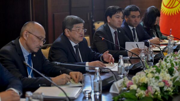Глава кабмина Акылбек Жапаров на  региональном саммите по Целям устойчивого развития в Алматы - Sputnik Кыргызстан