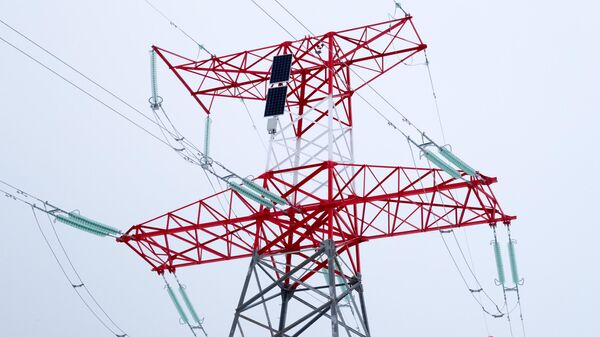 Высоковольтные линии электропередач у электроподстанции - Sputnik Кыргызстан