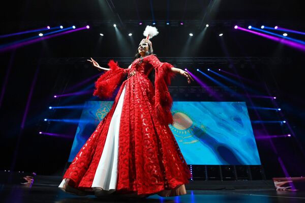 Конкурс красоты &quot;Мисс СНГ 2022&quot; в Ереване - Sputnik Кыргызстан
