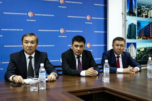Его назначил директор Государственного агентства архитектуры, строительства и ЖКХ при кабмине Нуртазин Джетыбаев - Sputnik Кыргызстан