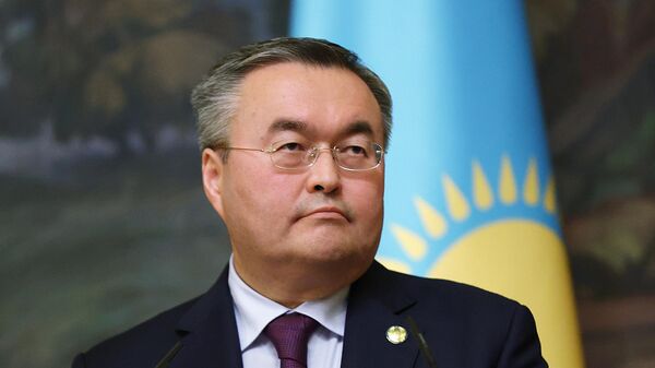 Заместитель премьера — министр иностранных дел республики Мухтар Тлеуберди - Sputnik Кыргызстан
