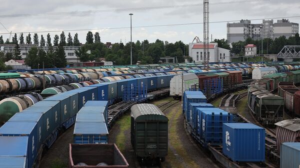 Железнодорожные вагоны на путях сортировочной станции в Калининграде. Архивное фото - Sputnik Кыргызстан
