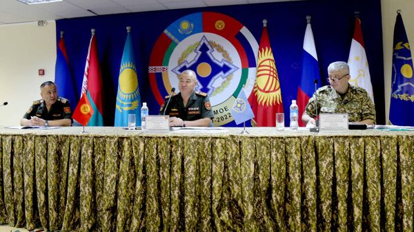 Переговоры по вопросам подготовки и проведения командно-штабных учений ОДКБ в Кыргызстане - Sputnik Кыргызстан