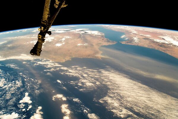 Вид из космоса на страдающую от засухи Португалию - Sputnik Кыргызстан