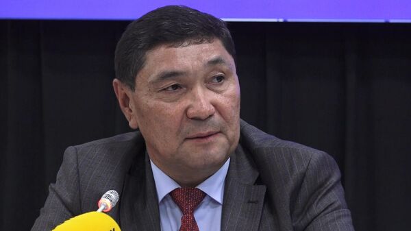 Айыл чарба министрлиги Казакстан гумжардамга берген буудай үрөнүн саткан. Видео - Sputnik Кыргызстан