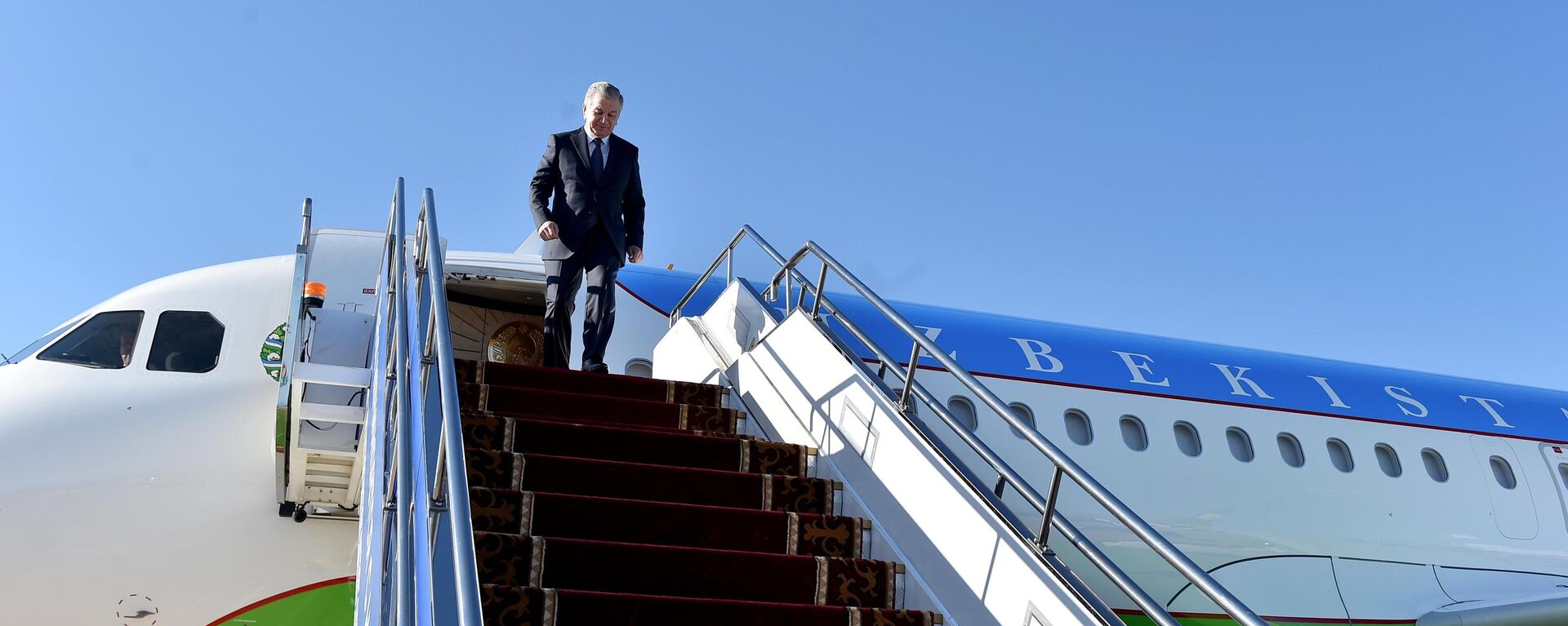 Президент Узбекистана Шавкат Мирзиёев прибыл в Чолпон-Ату - Sputnik Кыргызстан, 1920, 20.07.2022