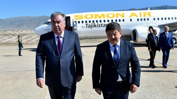 Президент Республики Таджикистан Эмомали Рахмон прибыл в Кыргызскую Республику - Sputnik Кыргызстан