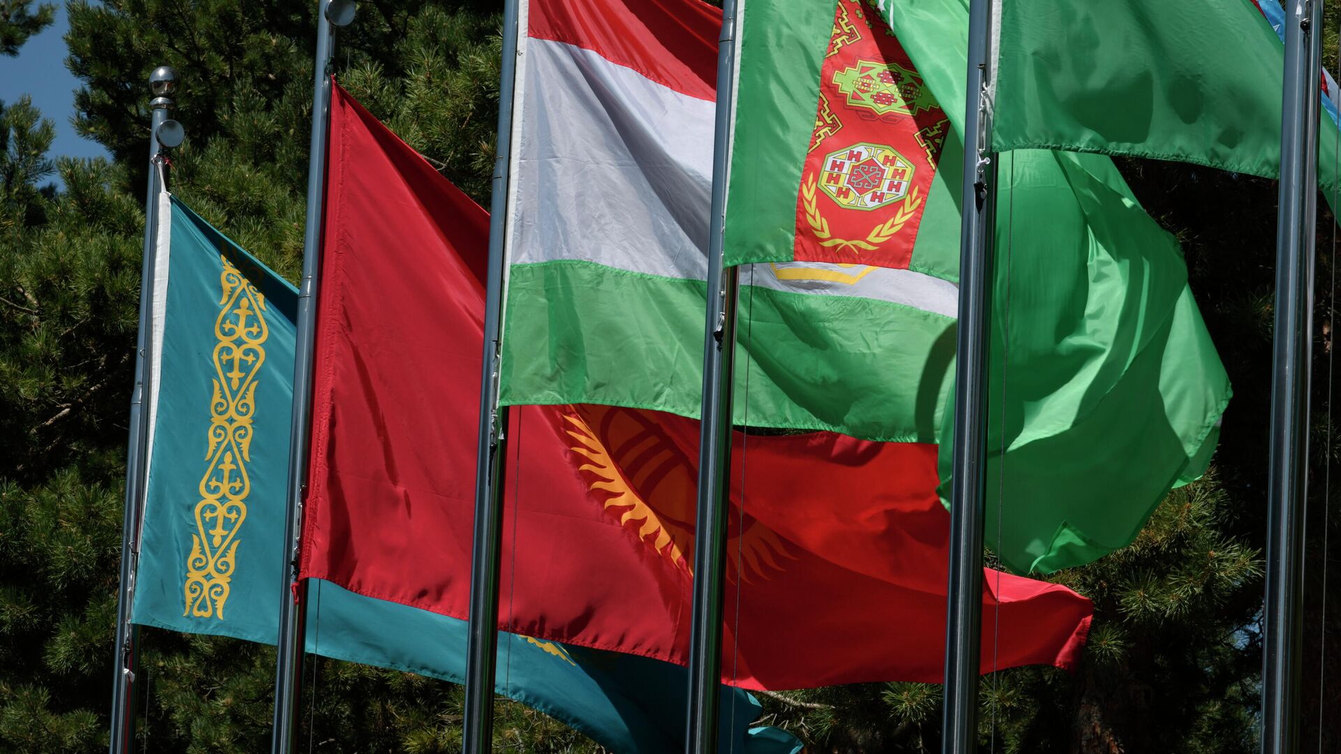 Флаги стран Центральной Азии. Архивное фото - Sputnik Кыргызстан, 1920, 08.12.2022