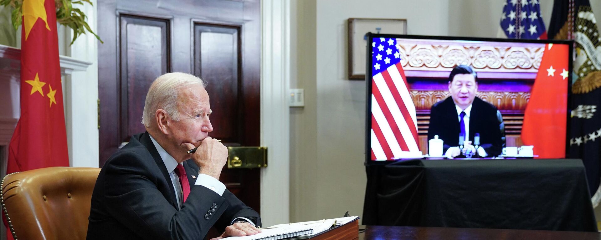 Онлайн встреча президента США Джо Байдена и президента Китая Си Цзиньпина. Архивное фото - Sputnik Кыргызстан, 1920, 29.07.2022