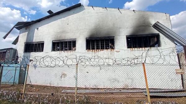 Место содержания пленных украинских боевиков в следственном изоляторе Еленовки - Sputnik Кыргызстан