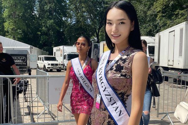 Кыргызстанская модель Ширин Алайчиева на международном конкурсе красоты Miss Supranational 2022 в Польше - Sputnik Кыргызстан
