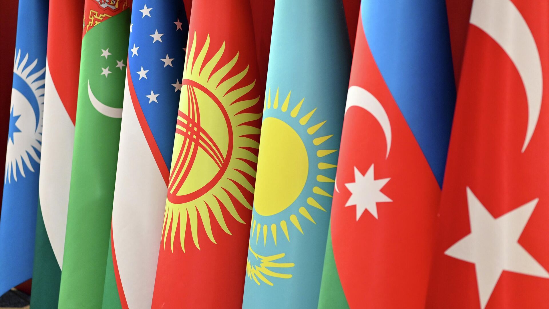 Флаги стран Организации тюркских государств (ОТГ). Архивное фото - Sputnik Кыргызстан, 1920, 21.10.2022