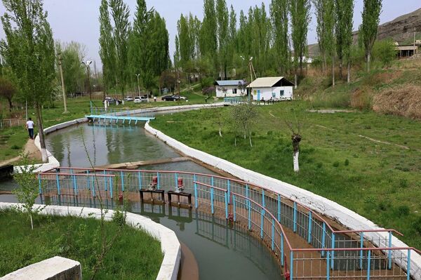 Основная цель проекта – бесперебойное обеспечение жителей южной столицы чистой водой в период обильных осадков и паводков - Sputnik Кыргызстан