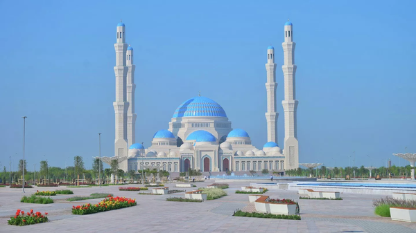 Главная мечеть в Нур-Султане  - Sputnik Кыргызстан