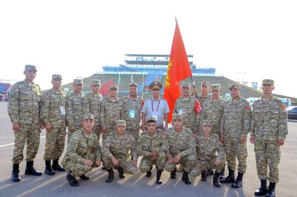 Участников турнира будут оценивать по умению ориентироваться на поле боя, управлению танками, навыкам точности стрельбы и управления огнем - Sputnik Кыргызстан