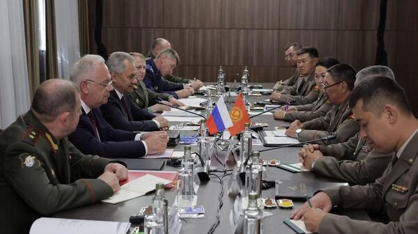 Переговоры министров обороны России и КР - Sputnik Кыргызстан
