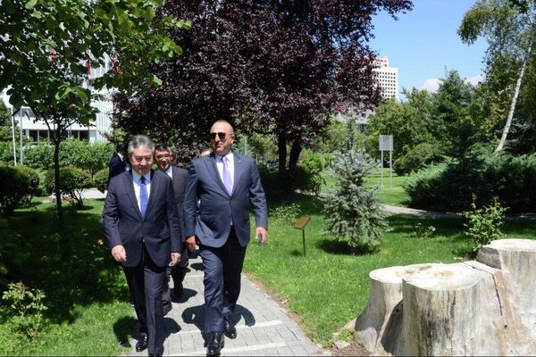 Глава МИД КР находится с официальным визитом в Турции по приглашению коллеги - Sputnik Кыргызстан