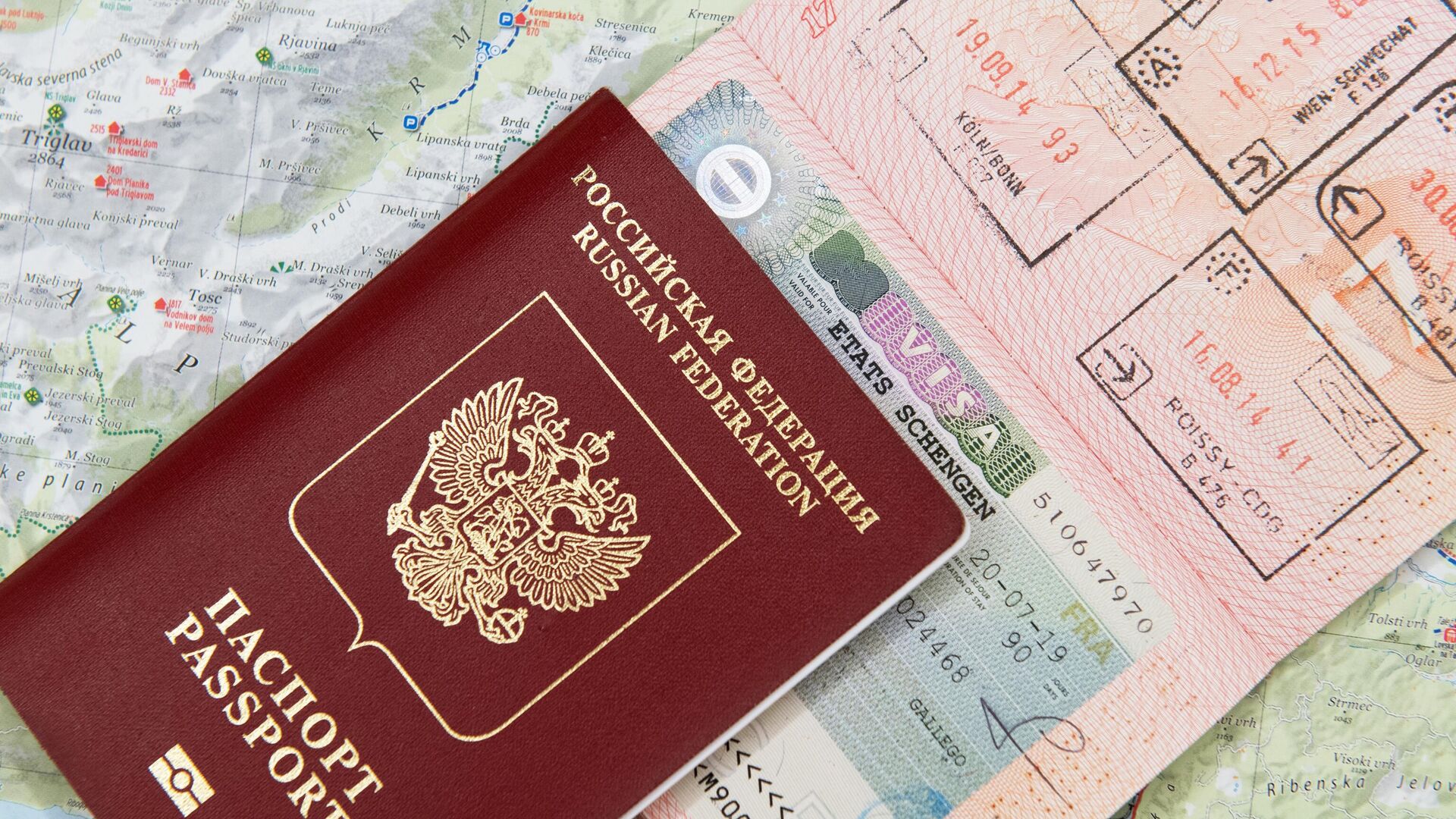 Паспорт гражданина России - Sputnik Кыргызстан, 1920, 01.09.2022