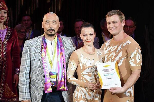 Артисты Кыргызского государственного цирка завоевали две бронзовые и специальные награды на международном фестивале циркового искусства, сообщили в КГЦ. - Sputnik Кыргызстан