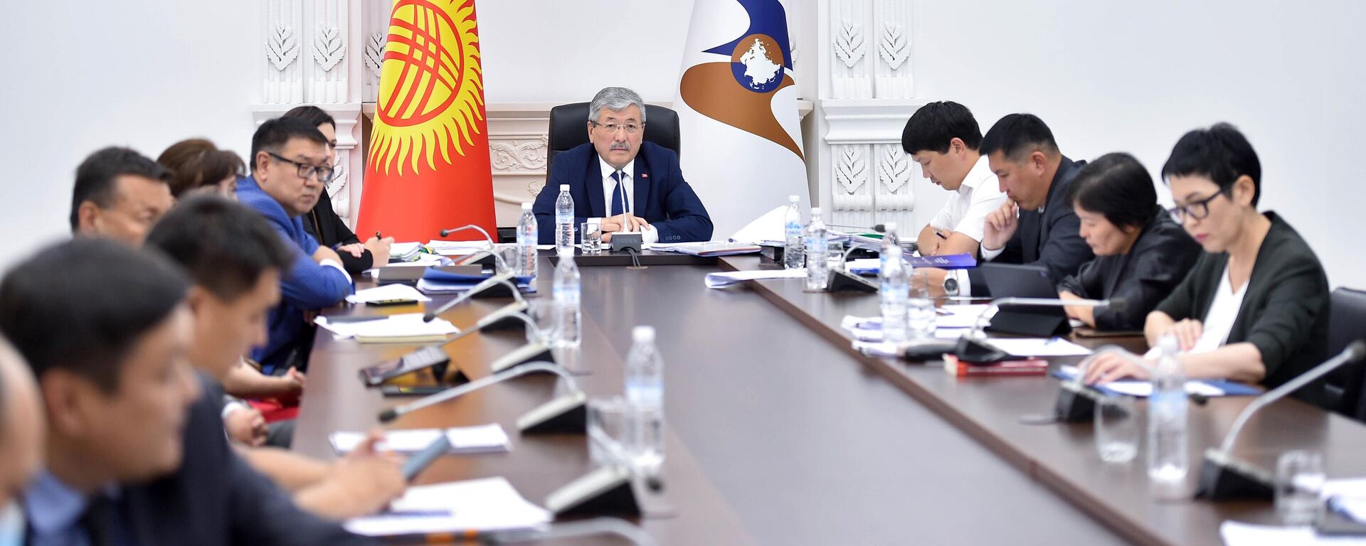 Заседание Совета Евразийской экономической комиссии в режиме видеоконференции - Sputnik Кыргызстан, 1920, 20.08.2022