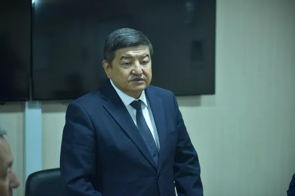 Председатель кабмина Акылбек Жапаров озвучил требования к новому руководству &quot;Кумтор голд компани&quot; - Sputnik Кыргызстан