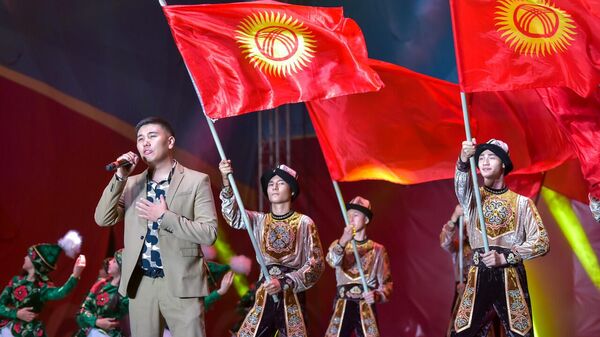 Кыргызстандын эгемендүүлүк майрамына карата коюлган концерт. Архивдик сүрөт - Sputnik Кыргызстан