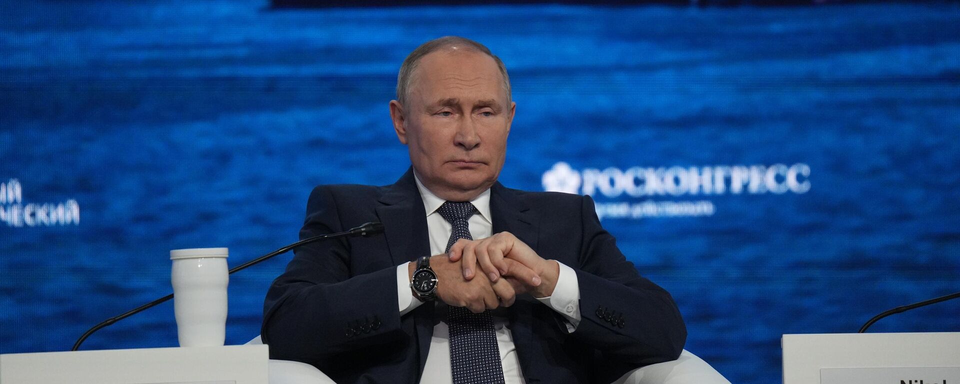 Президент РФ В. Путин принял участие в VII Восточном экономическом форуме - Sputnik Кыргызстан, 1920, 07.09.2022