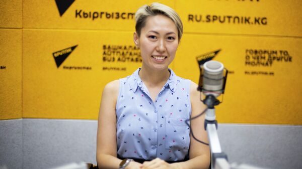 Куратор молодежных и волонтерских проектов представительства Россотрудничества в КР Баира Буваева - Sputnik Кыргызстан