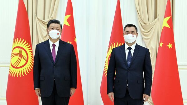 Встреча президента КР Садаыра Жапарова с председателем КНР Си Цзиньпинем в Самарканде - Sputnik Кыргызстан