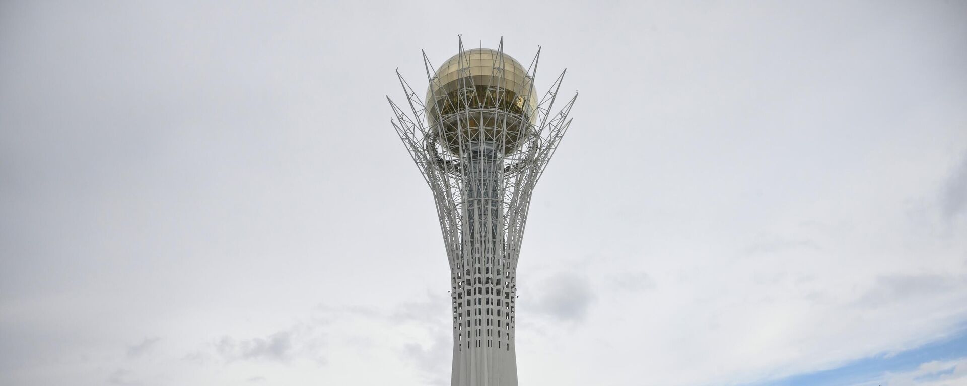 Монумент Байтерек в Астане - Sputnik Кыргызстан, 1920, 17.09.2022