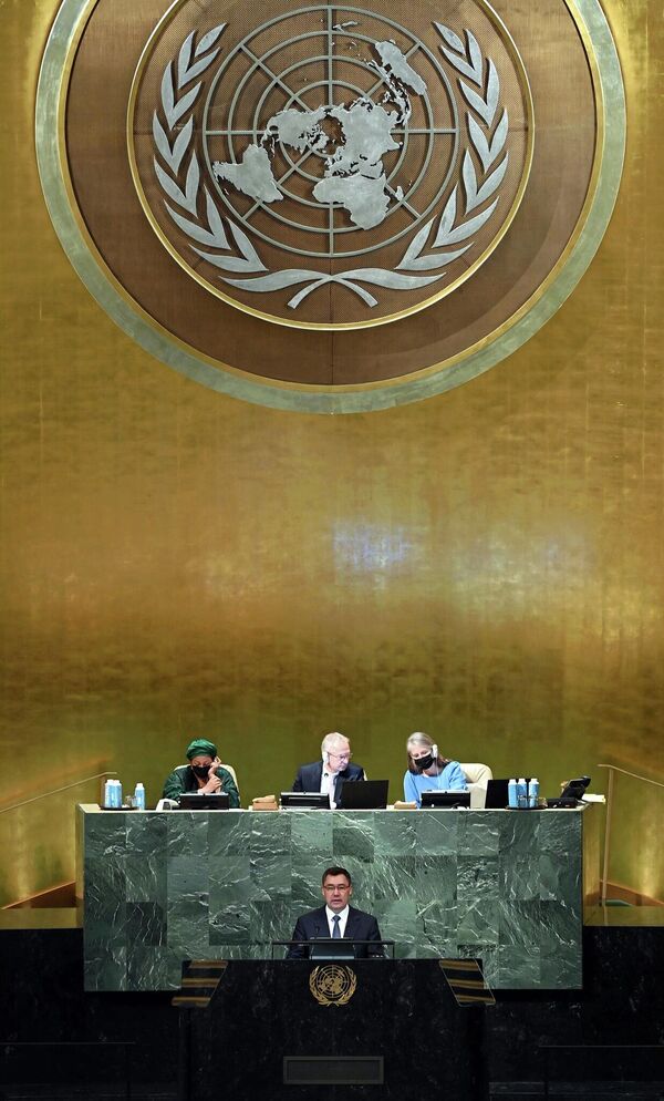 Президент Кыргызстана Садыр Жапаров выступает на 77-й сессии Генеральной Ассамблеи ООН, где собрались главы государств, правительств и делегаций из 193 стран - Sputnik Кыргызстан