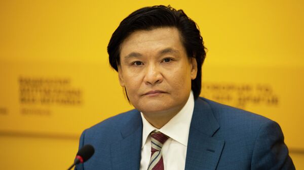 Директор Центра стратегических решений Аппликата Кубатбек Рахимов - Sputnik Кыргызстан