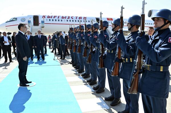 Сегодня президент посетит церемонию открытия IV Всемирных игр кочевников, которые пройдут в Изнике - Sputnik Кыргызстан