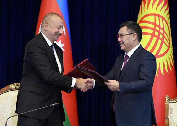 Первое заседание Межгосударственного совета между Кыргызстаном и Азербайджаном - Sputnik Кыргызстан