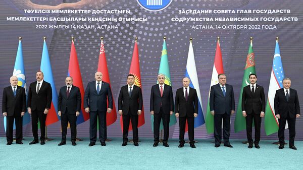 Заседание Совета глав государств СНГ в Астане - Sputnik Кыргызстан