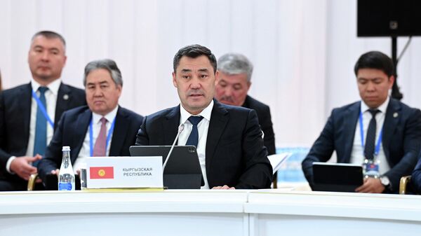 Президент Кыргызстана Садыр Жапаров во время выступления на саммите Центральная Азия – Россия в Астане, Казахстан - Sputnik Кыргызстан