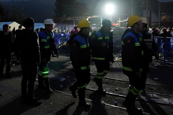 Взрыв прогремел в пятницу вечером на шахте в провинции Бартын - Sputnik Кыргызстан