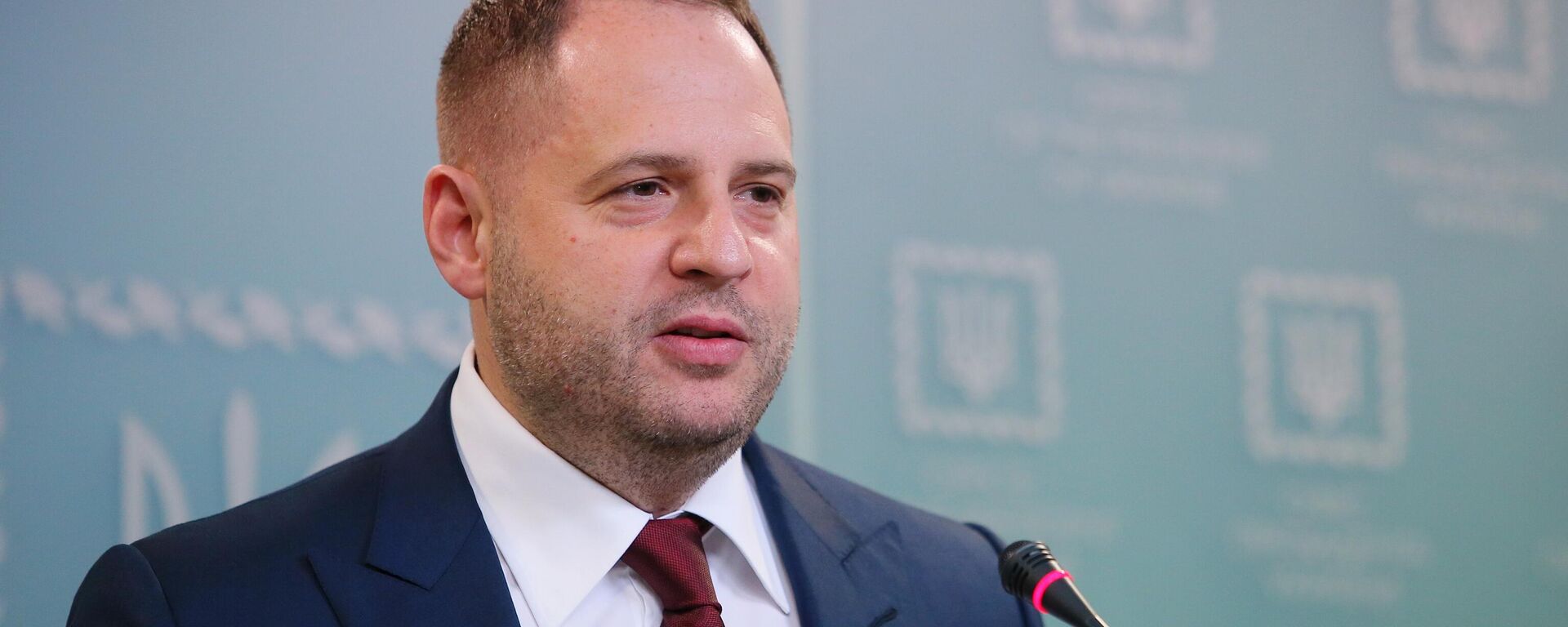 Владимир Зеленскийдин кеңсе жетекчиси Андрей Ермак отставкага кетти. Архив - Sputnik Кыргызстан, 1920, 28.11.2025