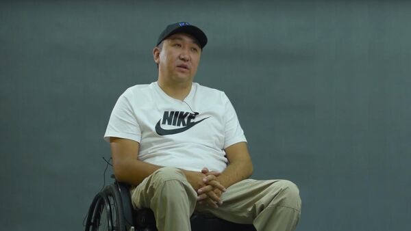 Протянула 20 сомов парню на коляске — о ненужной жалости - Sputnik Кыргызстан