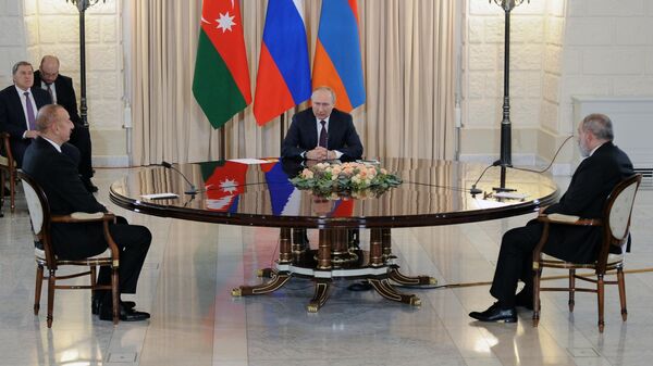 Россия, Армения жана Азербайжандын лидерлеринин өткөн саммитти  - Sputnik Кыргызстан