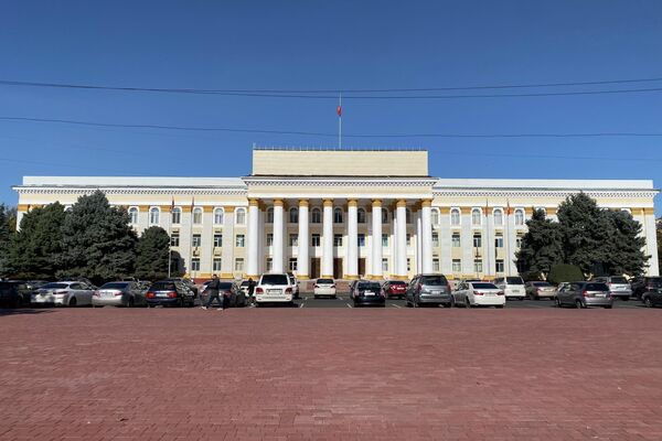 Ранее власти сообщали, что ремонт согласован с Минкультуры - Sputnik Кыргызстан