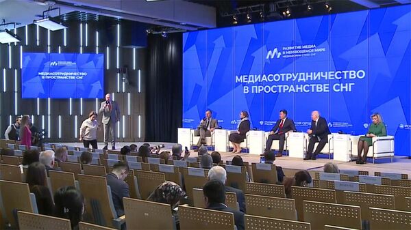 Прямой эфир с медиафорума стран СНГ о развитии медиа - Sputnik Кыргызстан